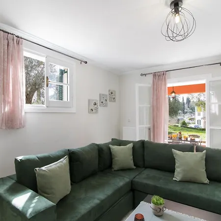 Apartman Spiros Holidays House Doukádes