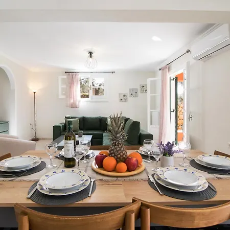Spiros Holidays House Apartment Doukades