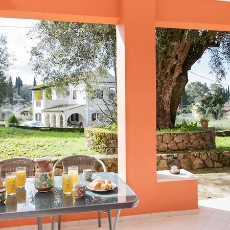 Spiros Holidays House Appartement *