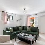 Spiros Holidays House *