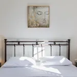 Spiros Holidays House 아파트