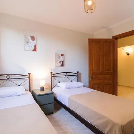 Spiros Holidays House