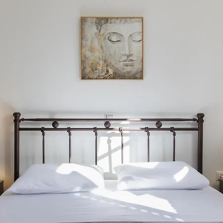 Spiros Holidays House Apartamento