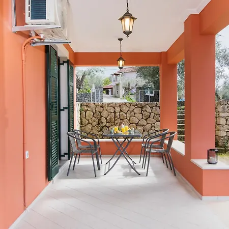 Spiros Holidays House Doukádes