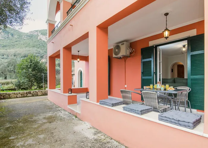 Apartment Spiros Holidays House *