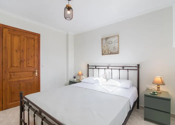 Apartment Spiros Holidays House Doukádes